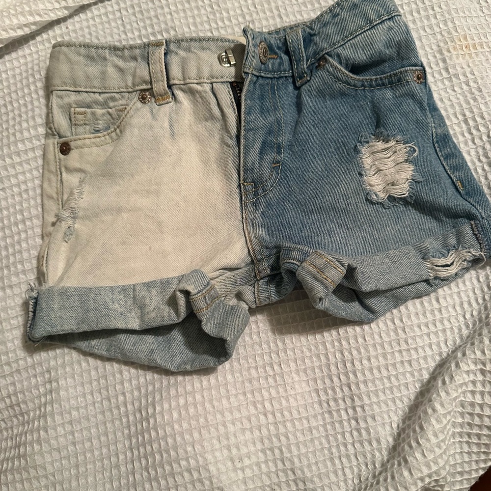 Levi’s denim shorts